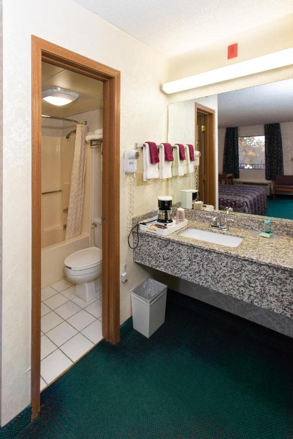Express Inn יוריקה ספרינגס מראה חיצוני תמונה