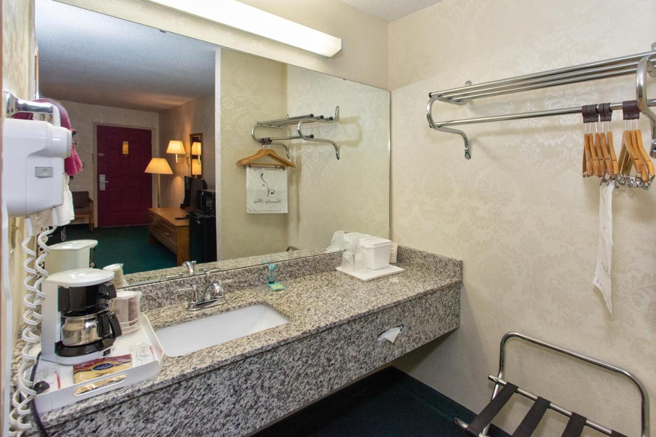 Express Inn יוריקה ספרינגס מראה חיצוני תמונה